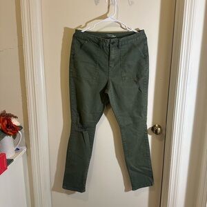 Green skinny jeans